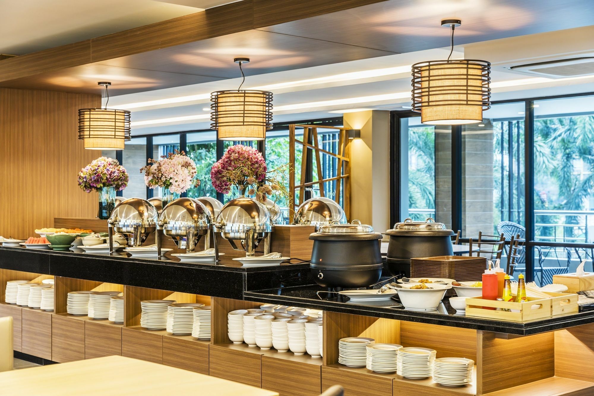 Livotel Hotel Hua Mak Банкок Екстериор снимка