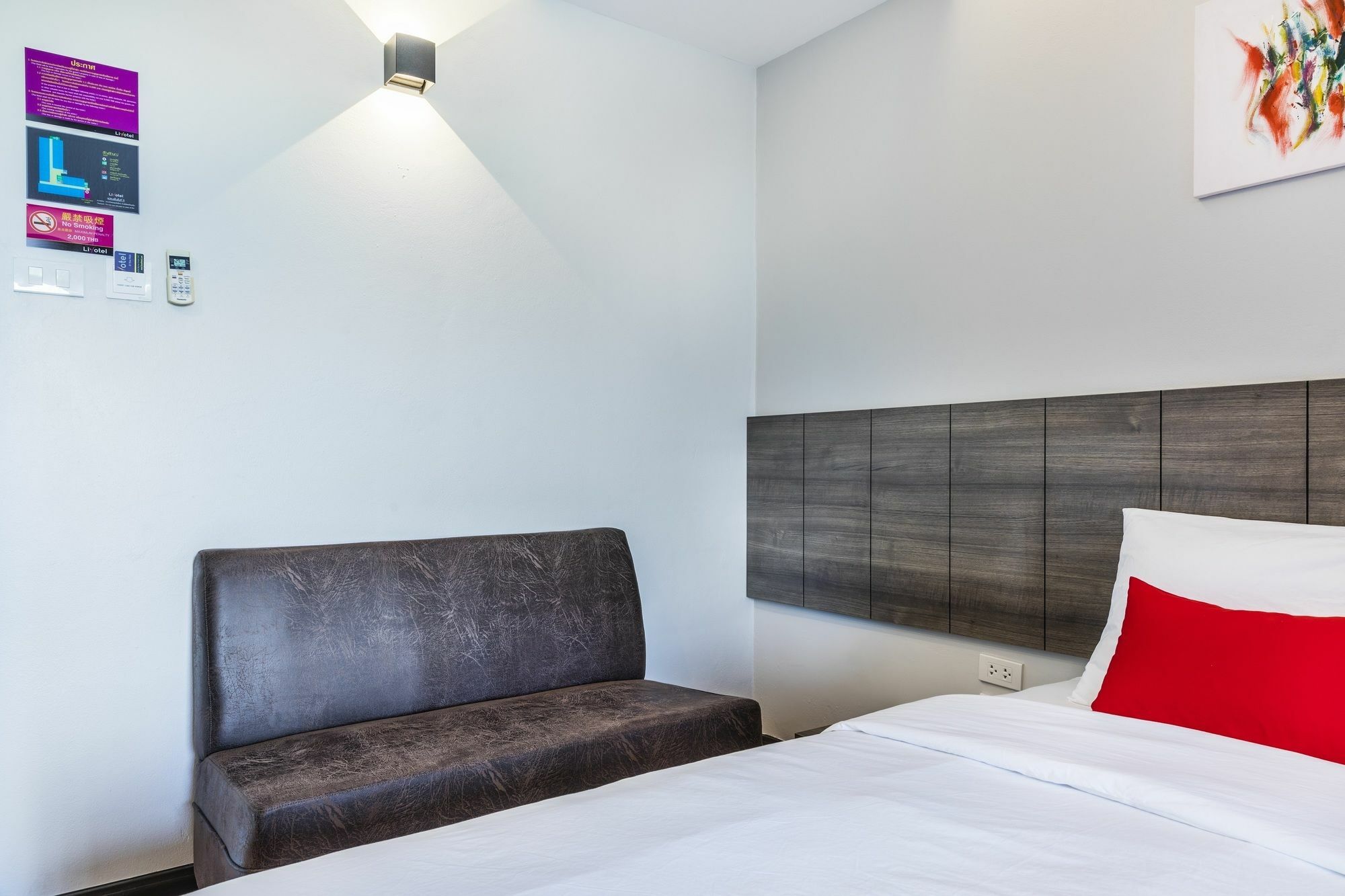Livotel Hotel Hua Mak Банкок Екстериор снимка