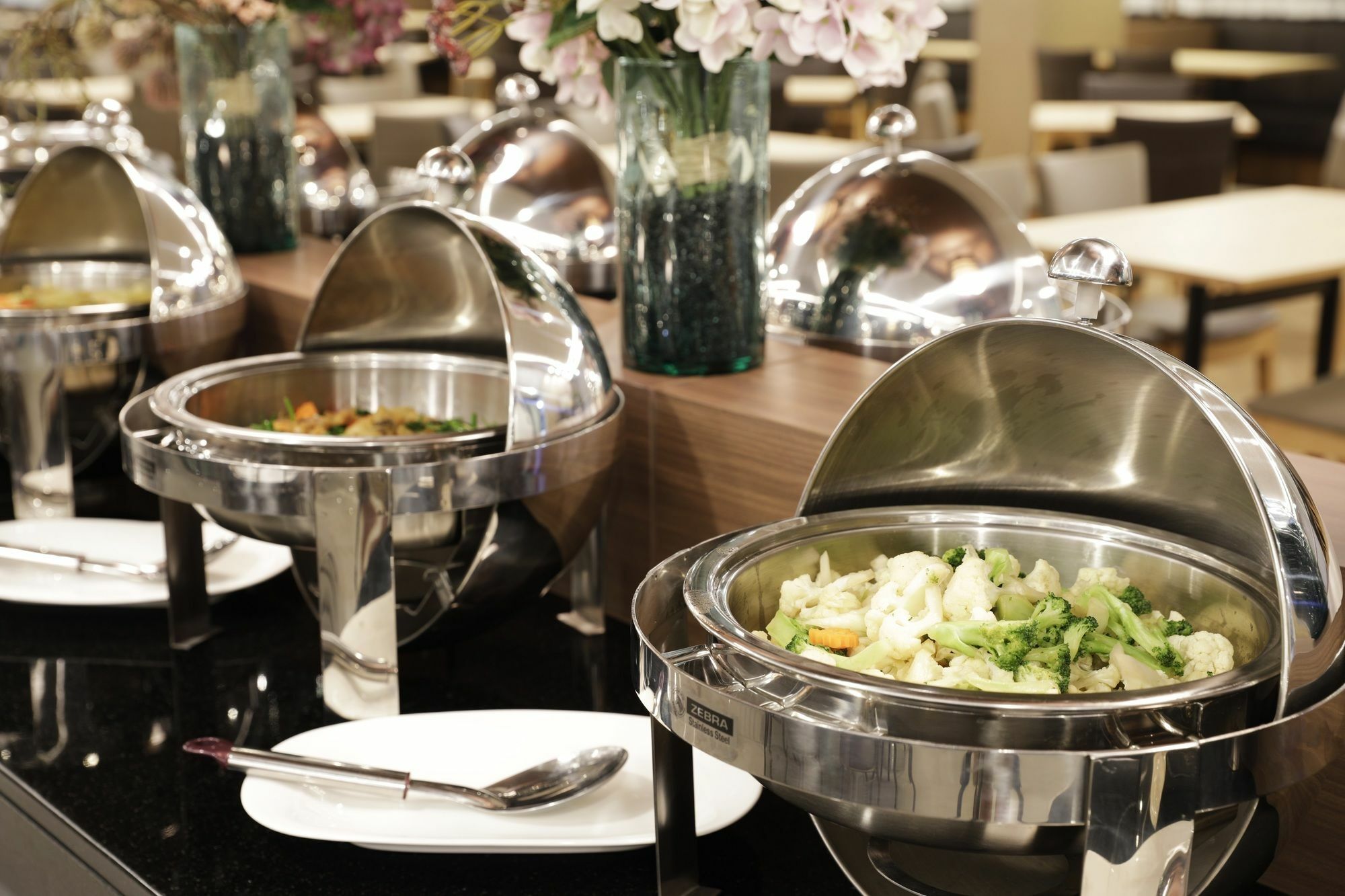 Livotel Hotel Hua Mak Банкок Екстериор снимка
