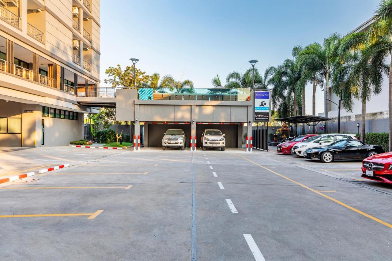 Livotel Hotel Hua Mak Банкок Екстериор снимка